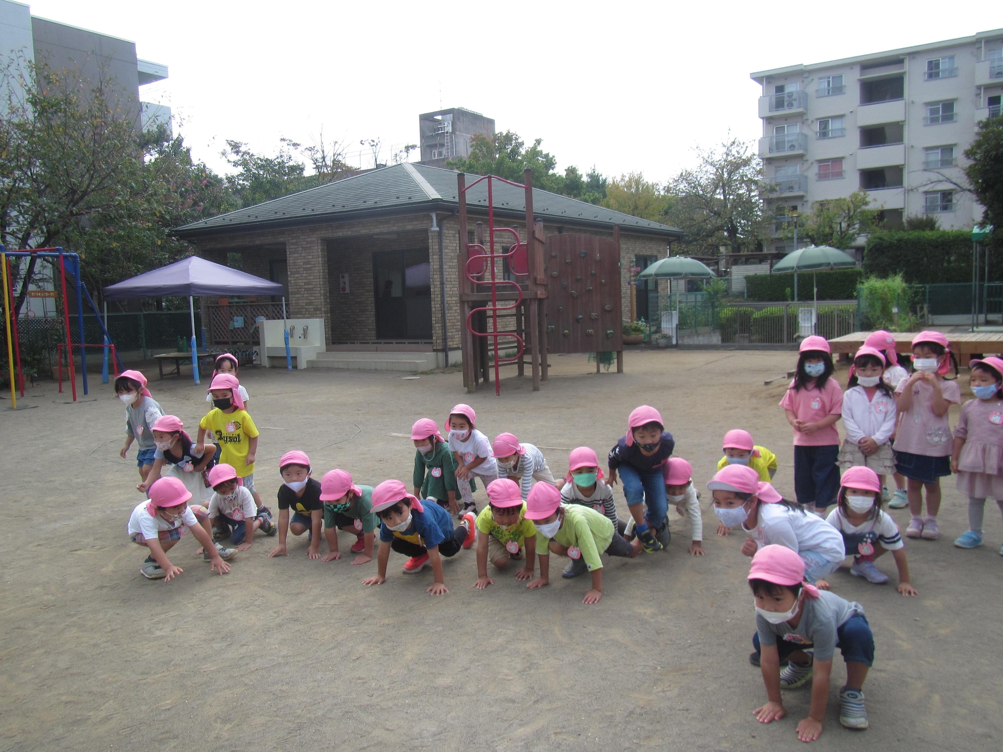 大繩跳びに挑戦！（年中組）