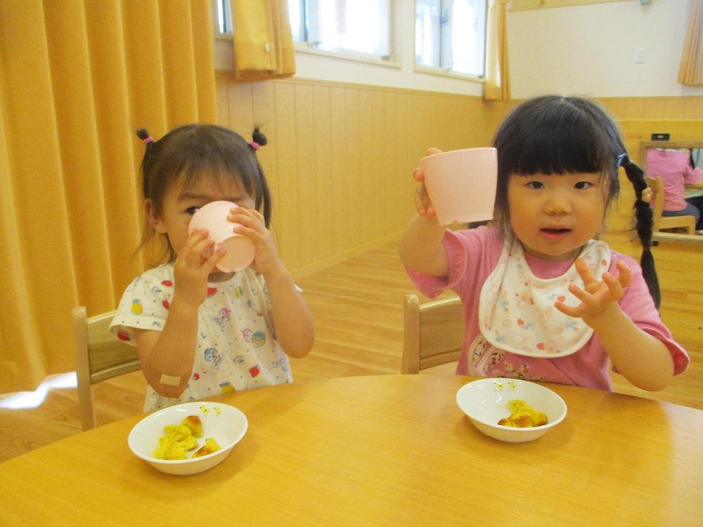 15:00〜 乳児クラス 15:30～ 幼児クラス おやつタイム♬